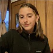 Interprete vocal, escritora y compositora. Le quiero hacer clases a cualquiera que quiera saber de música